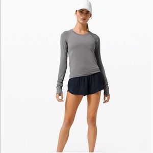 Lululemon Hotty Hot Low-Rise Lined Short 2.5"